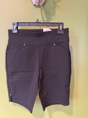 INC International Concepts Pull On Women’s Black High-Waist Performance Shorts